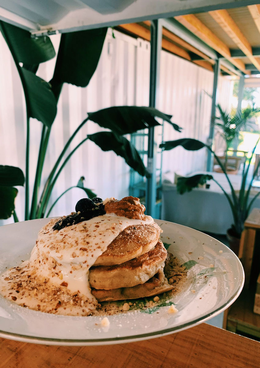 breakfast-desayunos-buena-onda-zahora-van-camping-alquiler-vacacional-eco-lodging-camper-van-1